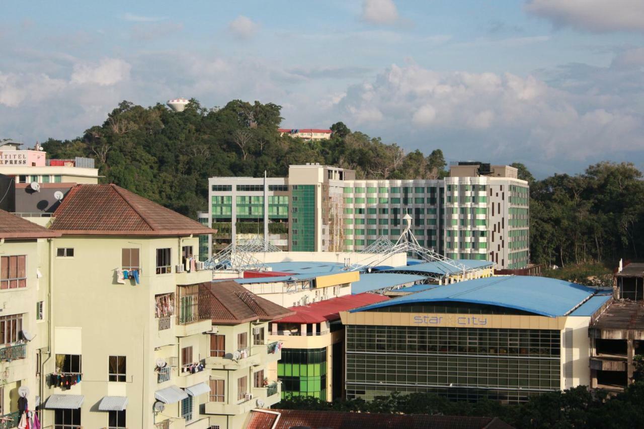 5 Bedrooms Penthouse 3 Bedrooms Apartment Marina Court Resort Condominium Kota Kinabalu Exterior foto